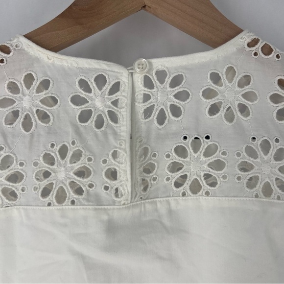 Christy Lynn‎ White Cotton Eyelet Puff Sleeve Top Feminine Romantic - Picture 9 of 13